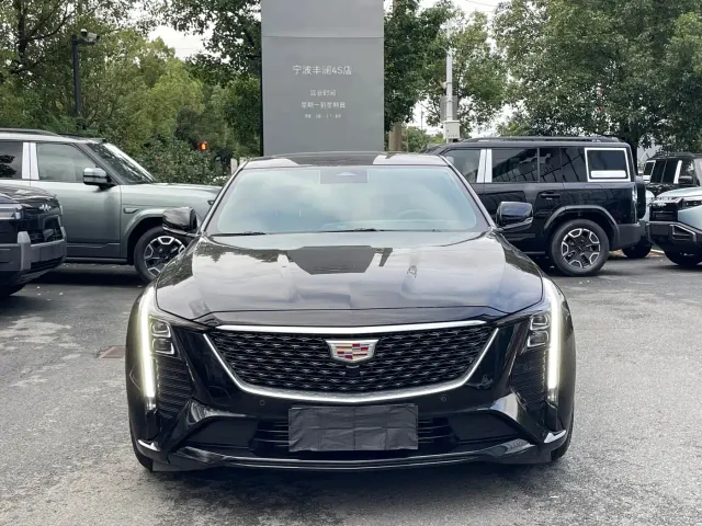 Cadillac CT5 — Фото автомобиля 2