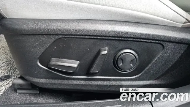 Hyundai AVANTE Avante (CN7) — Фото автомобиля 16