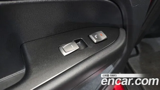 KG_Mobility_Ssangyong Rexton Новый Rexton Sport Дизель 2.2 4WD — Фото автомобиля 27