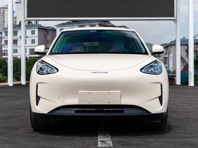 Geely Galaxy Starry Wish 2025 310km Dream Edition — Фото автомобиля 2