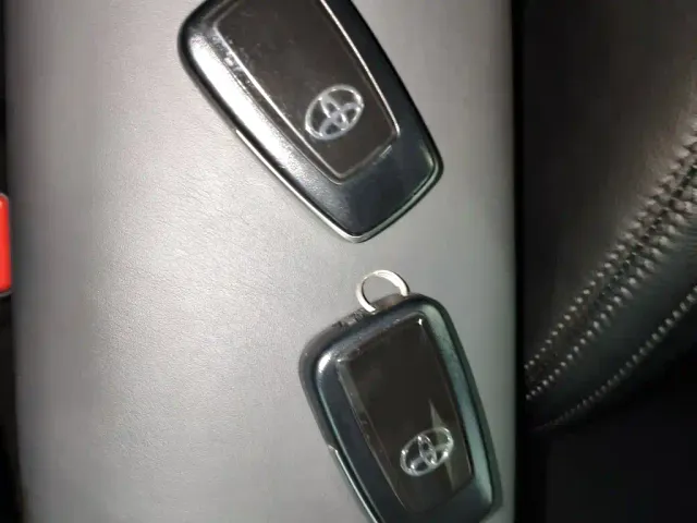 Toyota IZOA — Фото автомобиля 8
