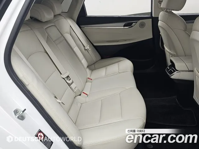 Hyundai Grandeur Grandeur (New) Hybrid — Фото автомобиля 11