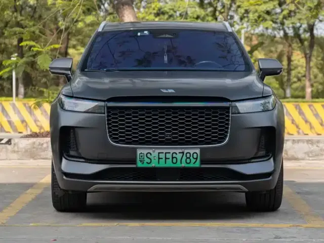 Li Auto ONE — Фото автомобиля 3