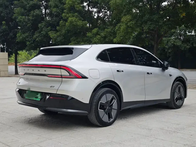 Xpeng G7 — Фото автомобиля 9