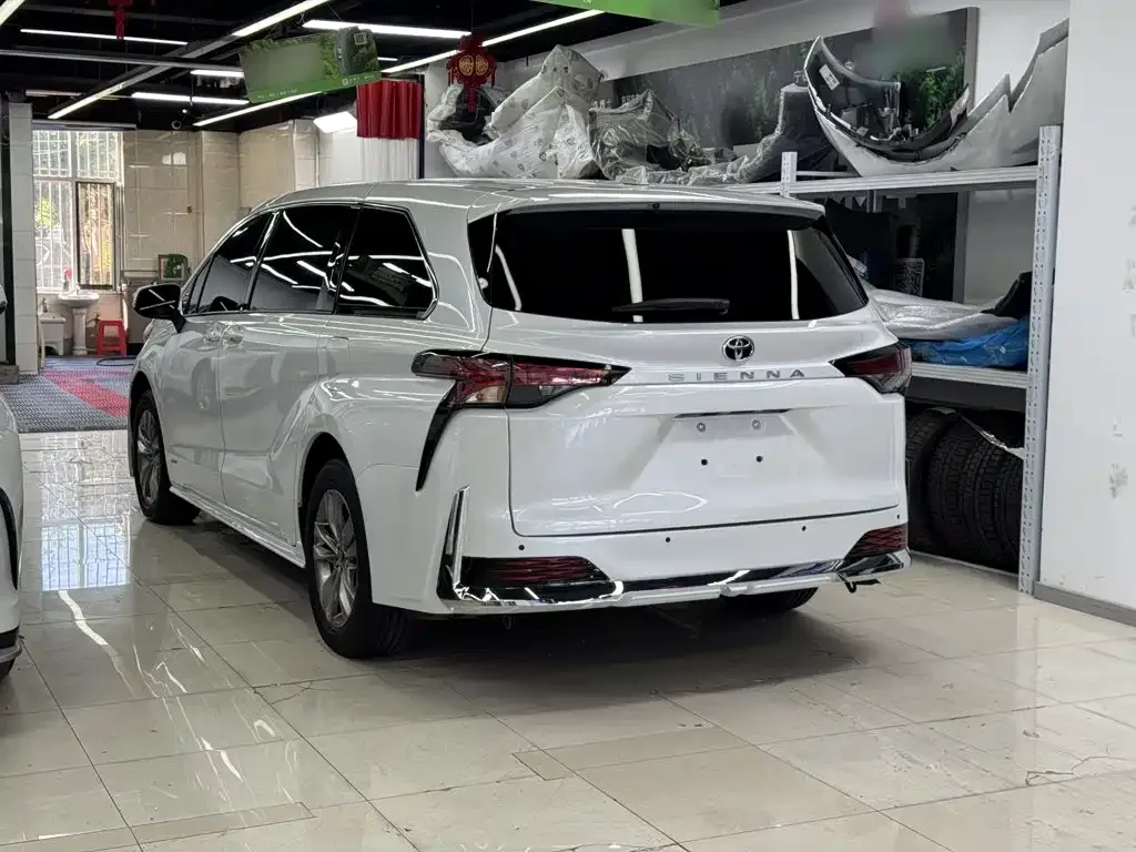 Toyota Toyota Sienna 2024 2.5L Hybrid Comfort Edition — Фото автомобиля 13