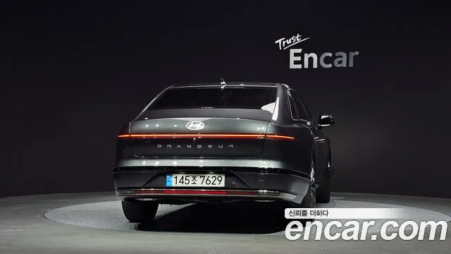 Hyundai Grandeur GN7 — Фото автомобиля 4