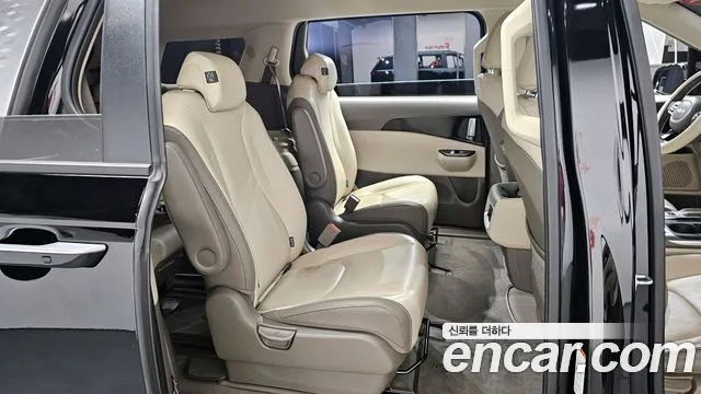 Kia Canival Carnival 4 поколение Дизель 9 мест Prestige — Фото автомобиля 11