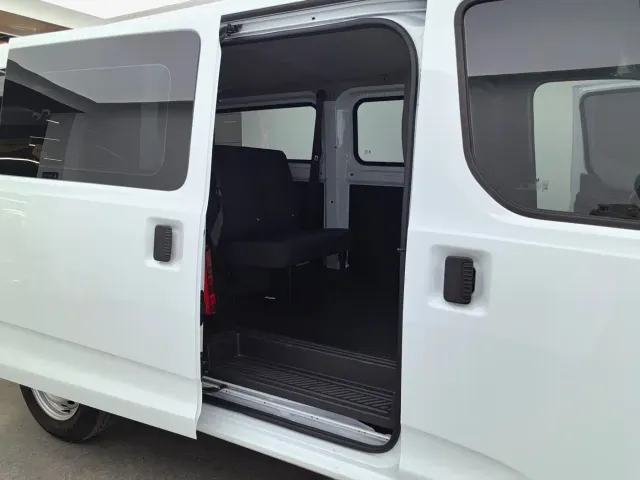 JMC E-Fushun — Фото автомобиля 20