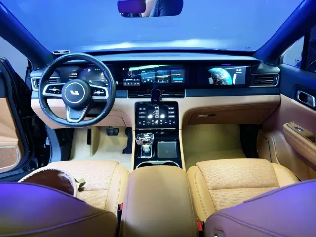 Li Auto ONE — Фото автомобиля 6