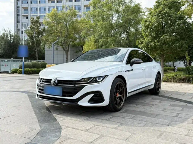 Фотография автомобиля — Volkswagen CC