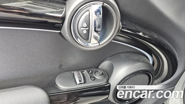 MINI Cooper Cooper Electric — Фото автомобиля 26