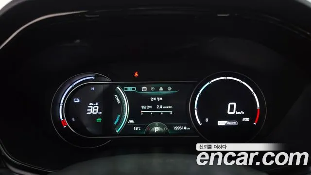 Kia Niro — Фото автомобиля 8