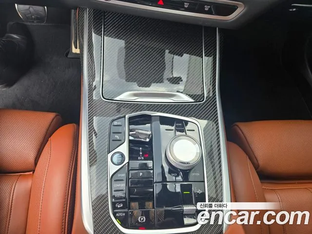 BMW X7 xDrive 40d M Sport 7 мест — Фото автомобиля 9