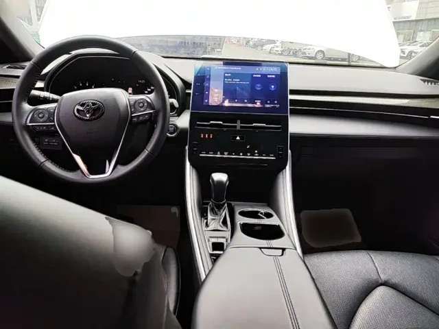 Toyota Avalon — Фото автомобиля 5