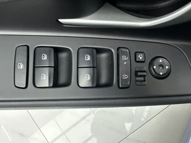 Hyundai Elantra — Фото автомобиля 14