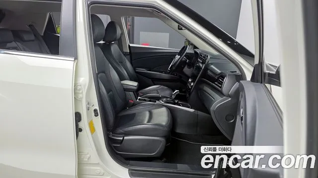 KG_Mobility_Ssangyong TIBOLI Very New Tivoli Бензин 1.5 2WD — Фото автомобиля 10