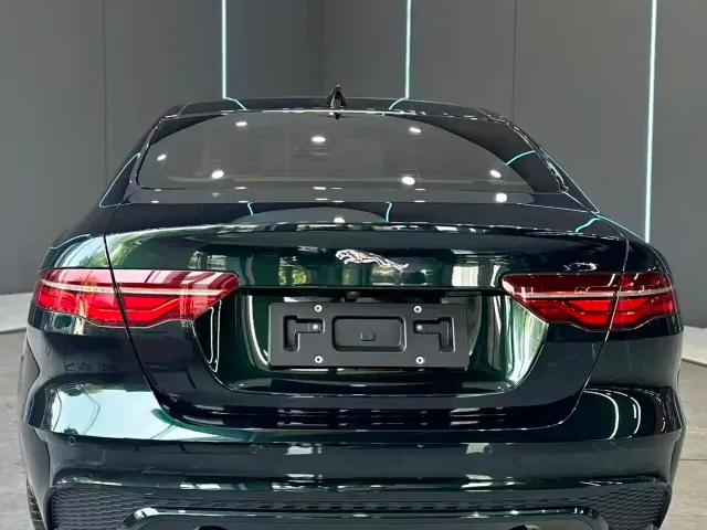 Jaguar XEL — Фото автомобиля 7
