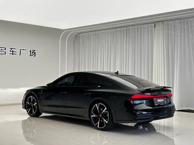 Audi A7 — Фото автомобиля 16