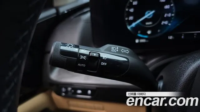 Kia Canival Carnival 4 поколение Дизель 9 мест Signature — Фото автомобиля 17