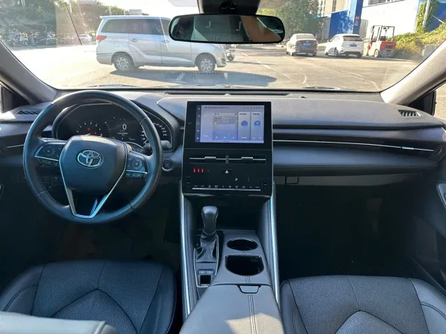 Toyota Avalon — Фото автомобиля 6