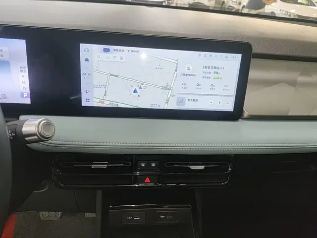 Geely Geometry E Firefly — Фото автомобиля 12
