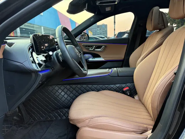 Mercedes-Benz E-Class — Фото автомобиля 11