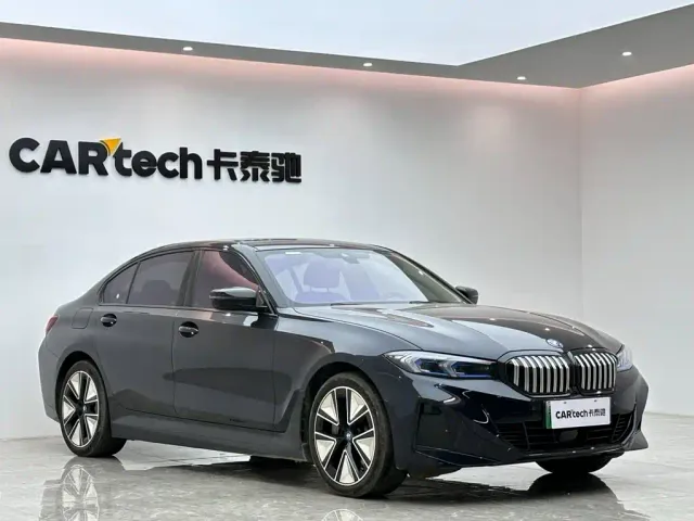 BMW i3 — Фото автомобиля 6