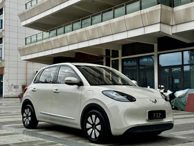 Wuling Bingo — Фото автомобиля 3