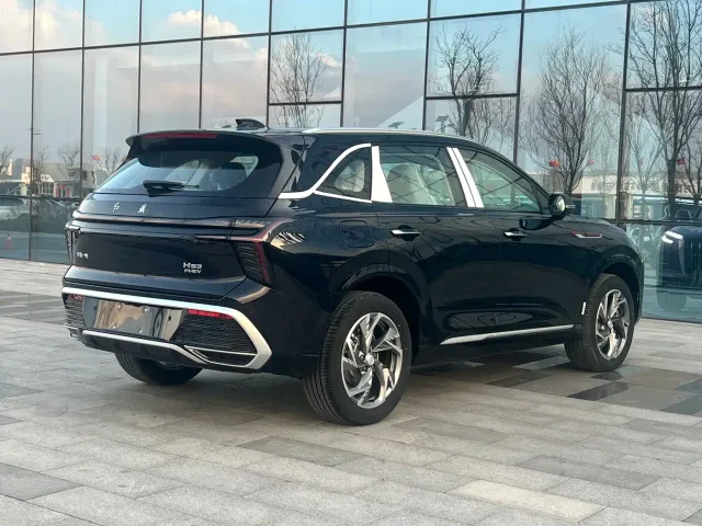 Hongqi HS3 PHEV — Фото автомобиля 5