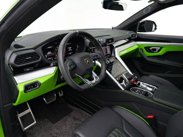 Lamborghini Urus — Фото автомобиля 16