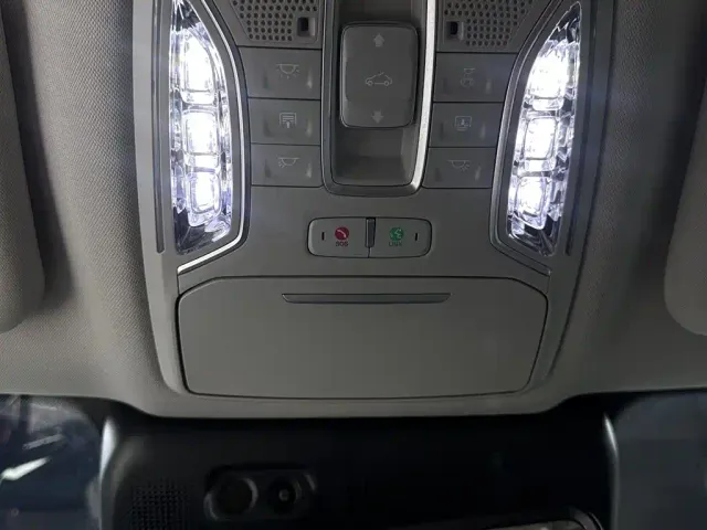 GAC Trumpchi GS8 — Фото автомобиля 21