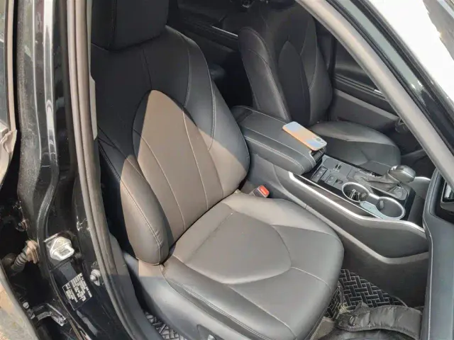 Toyota Highlander — Фото автомобиля 23