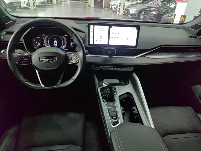 Geely Xingrui — Фото автомобиля 9