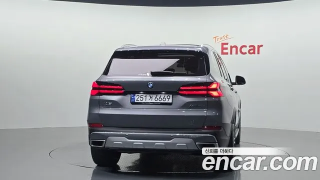 BMW X5 — Фото автомобиля 4