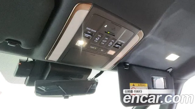 Toyota Alphard — Фото автомобиля 11