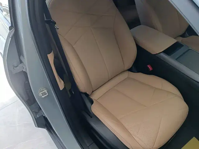Geely Galaxy L6 — Фото автомобиля 24
