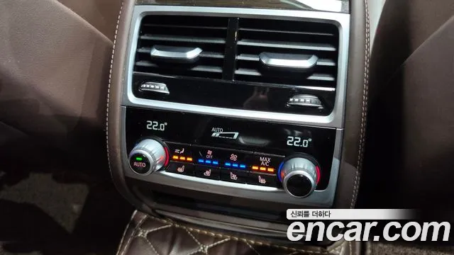 BMW 7 Series — Фото автомобиля 19