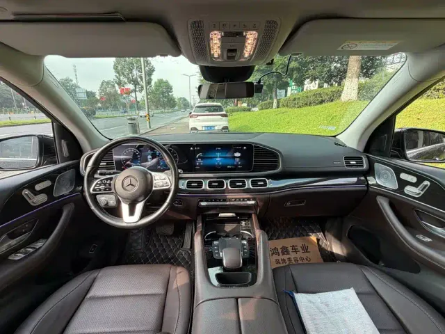 Mercedes-Benz GLE-Class — Фото автомобиля 13