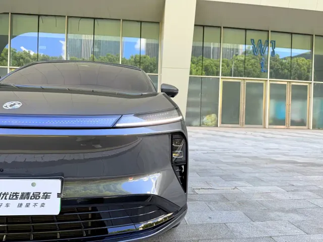 Dongfeng Aeolus L8 — Фото автомобиля 4