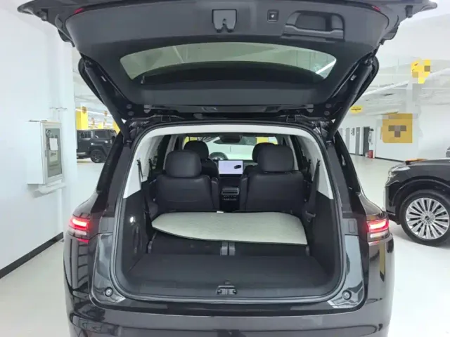 Leapmotor Leapmotor C16 2024 Extended Range 200 Premium Edition — Фото автомобиля 18
