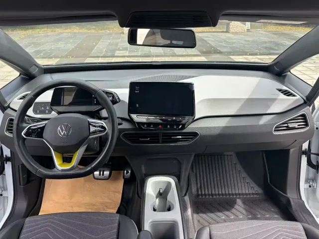 Volkswagen ID.3 — Фото автомобиля 7
