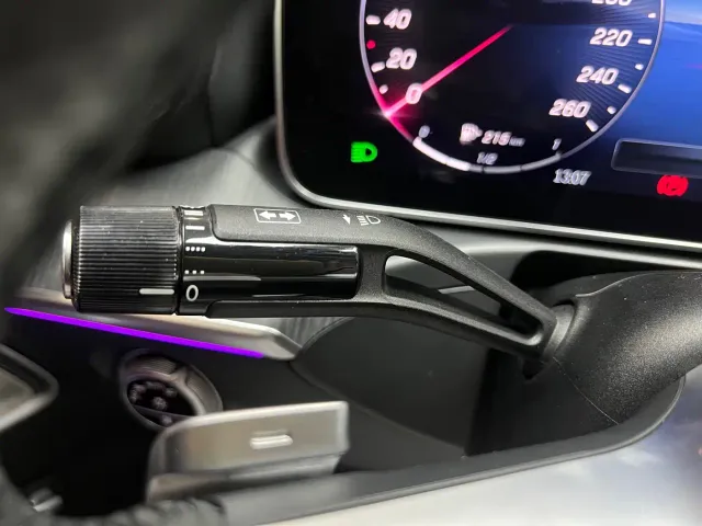 Mercedes-Benz C-Class — Фото автомобиля 13
