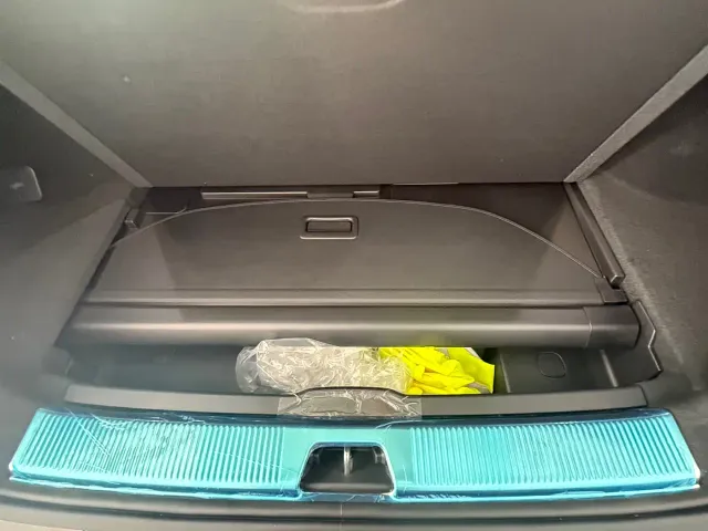 Volvo XC70 Plug-in Hybrid — Фото автомобиля 8