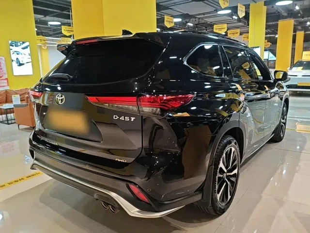 Toyota Crown Kluger — Фото автомобиля 6