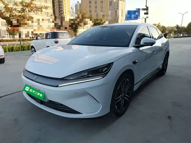 Фотография автомобиля — BYD Qin L