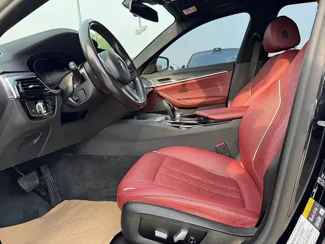 BMW BMW 5 Series New Energy 2022 535Le M Sport Package — Фото автомобиля 7