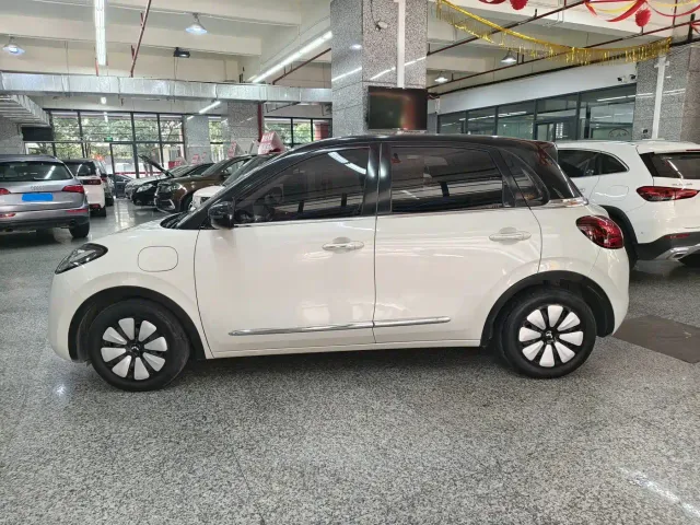 Wuling Bingo — Фото автомобиля 13