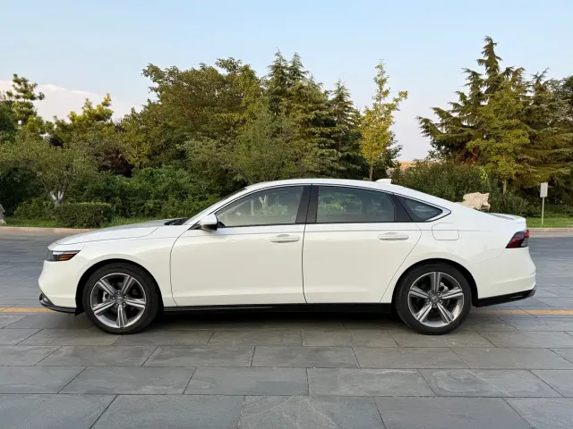 Honda Accord — Фото автомобиля 22