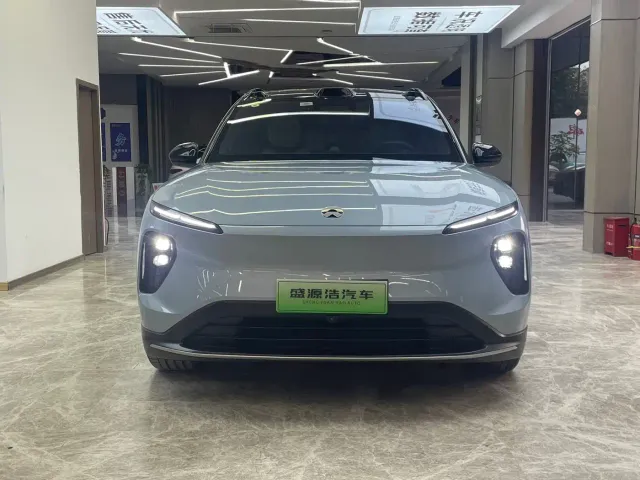 Nio ES6 — Фото автомобиля 2