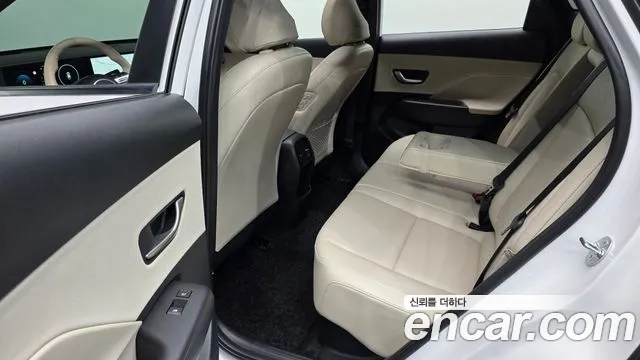 Hyundai Kona SX2 — Фото автомобиля 18